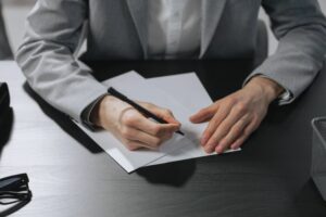 Enerji Tedarik Sözleşmelerinde "Al ya da Öde" Klozu: Hukuki Niteliği ve Karşılaştırmalı Hukuk Perspektifi